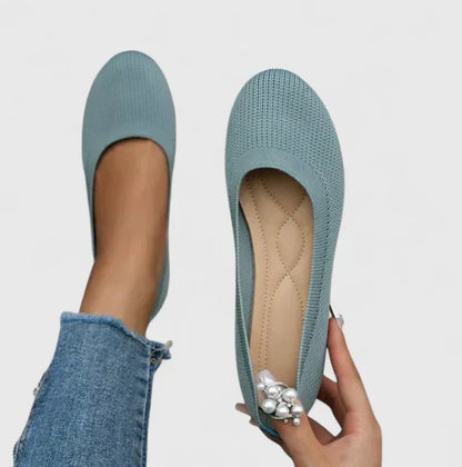 Comfortable Flats for Women with Woven Upper Round Toe Slip On Style