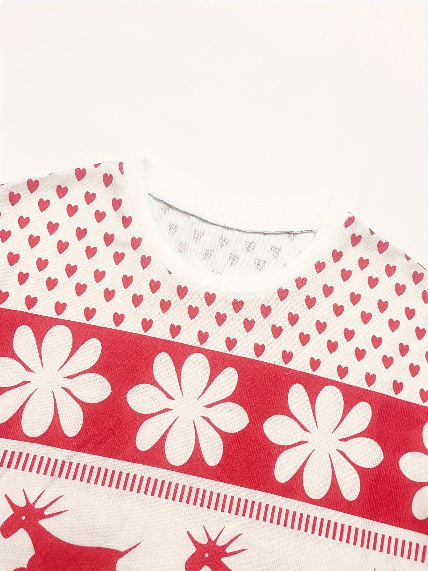 Cozy Red White Snowflake Christmas Holiday Pajamas for Women with Round Neck Long Sleeve Reindeer Two Piece Style