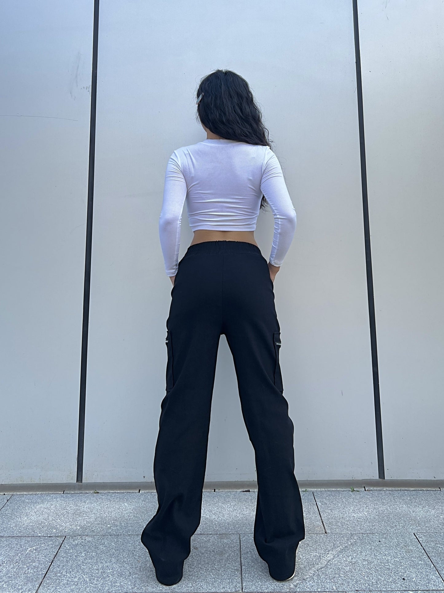 Effortless Black Cargo Pants for Women with High Waist Zip Pocket Wide Leg Relaxed Style
