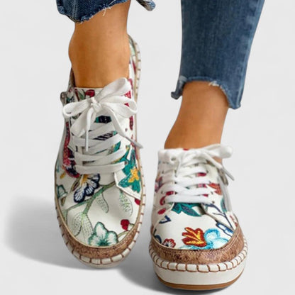 Stylish Floral Sneakers for Women with Lace Up Platform Casual Style