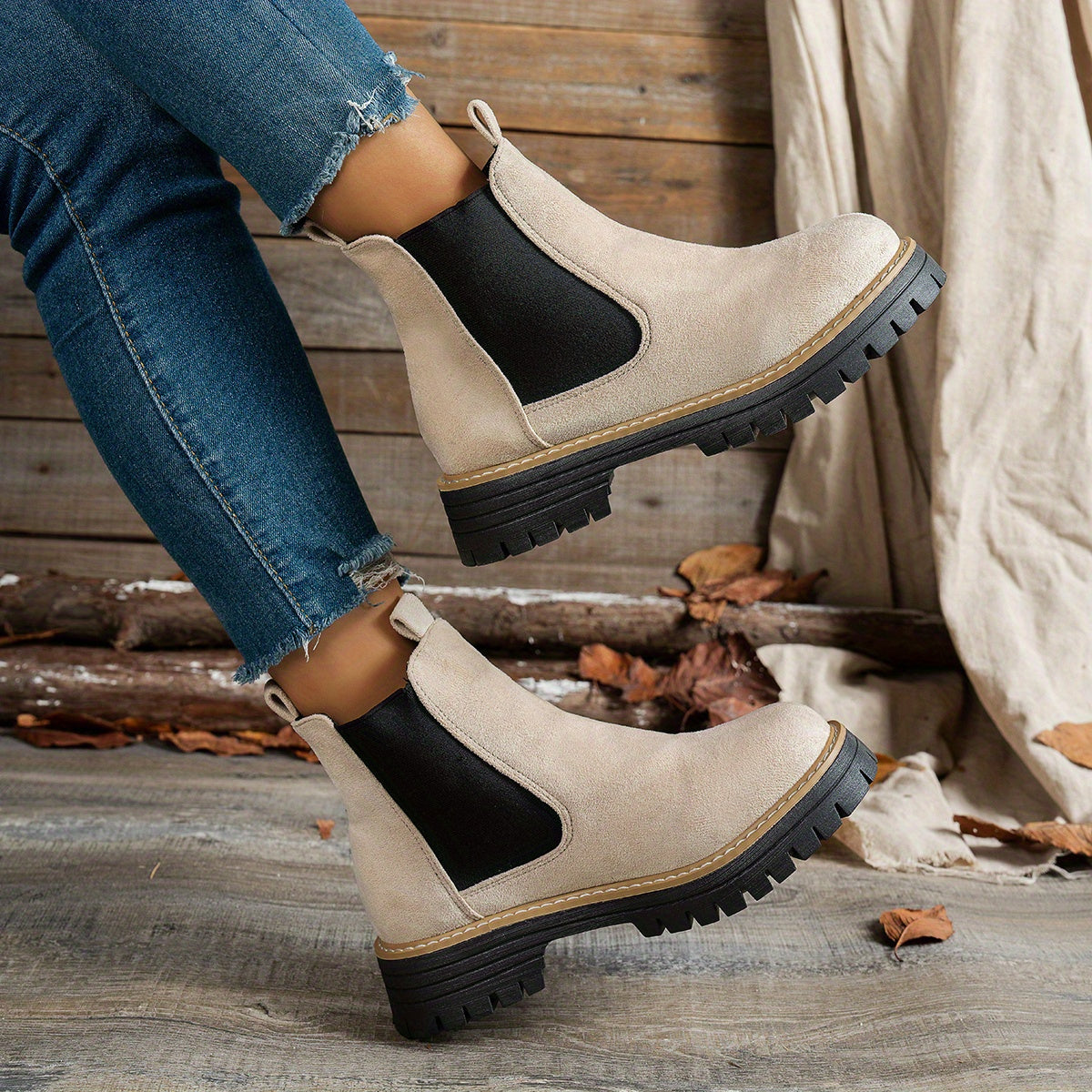 Stylish Suede Chelsea Boots for Women with Round Toe Platform Chunky Sole Style