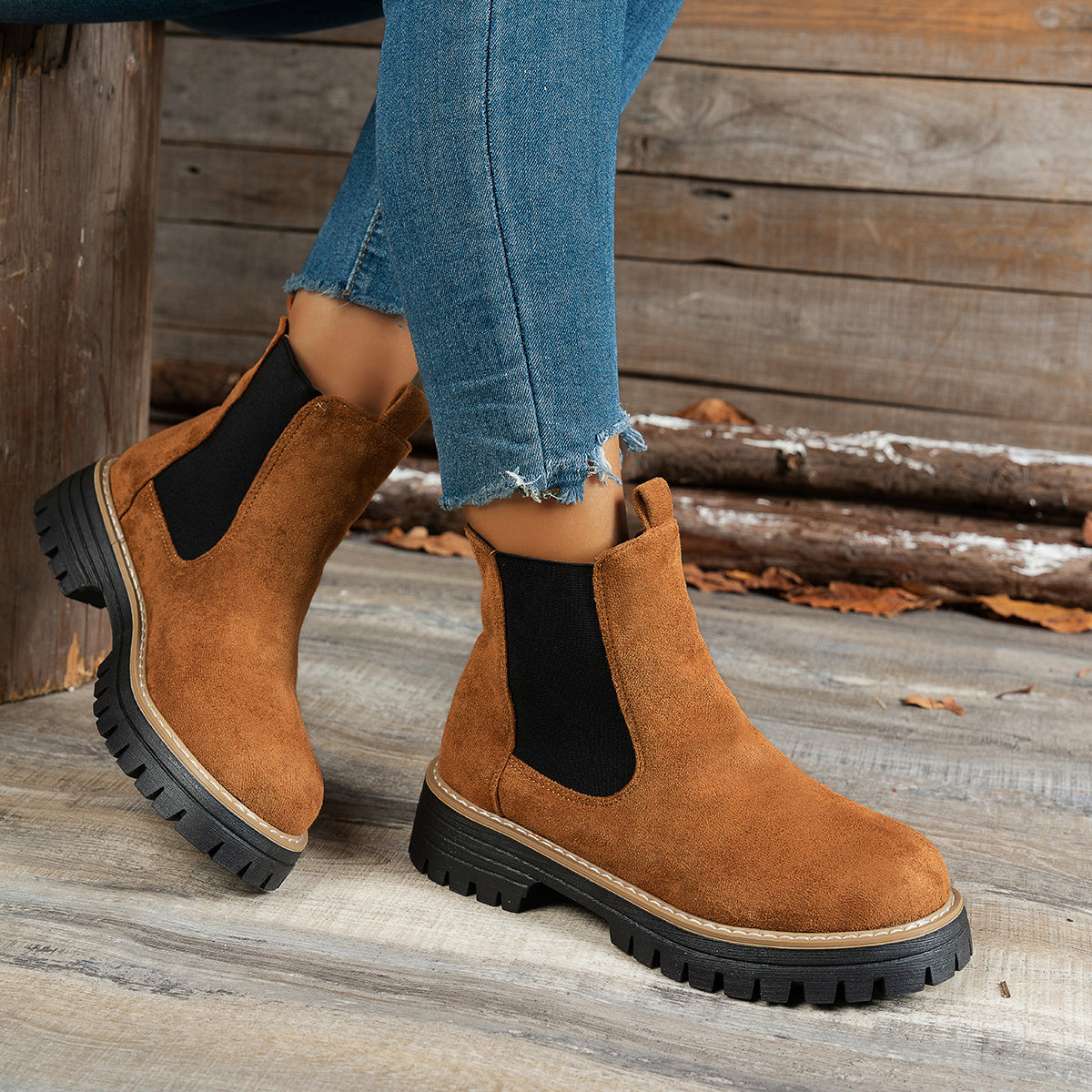 Stylish Suede Chelsea Boots for Women with Round Toe Platform Chunky Sole Style