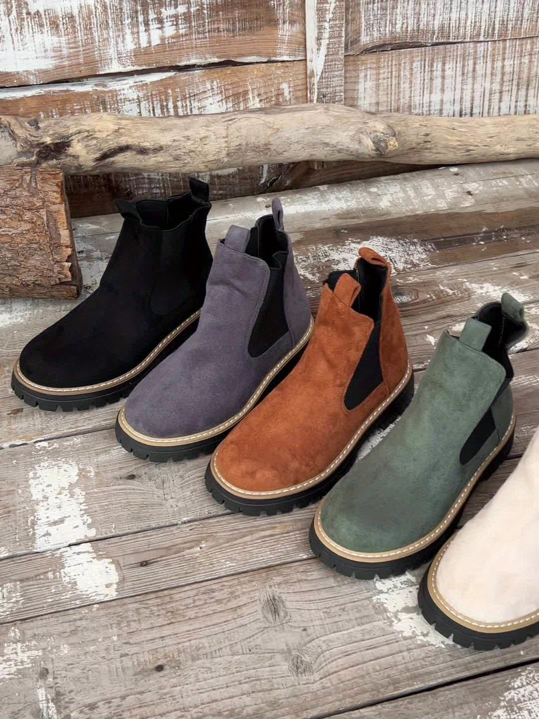 Stylish Suede Chelsea Boots for Women with Round Toe Platform Chunky Sole Style