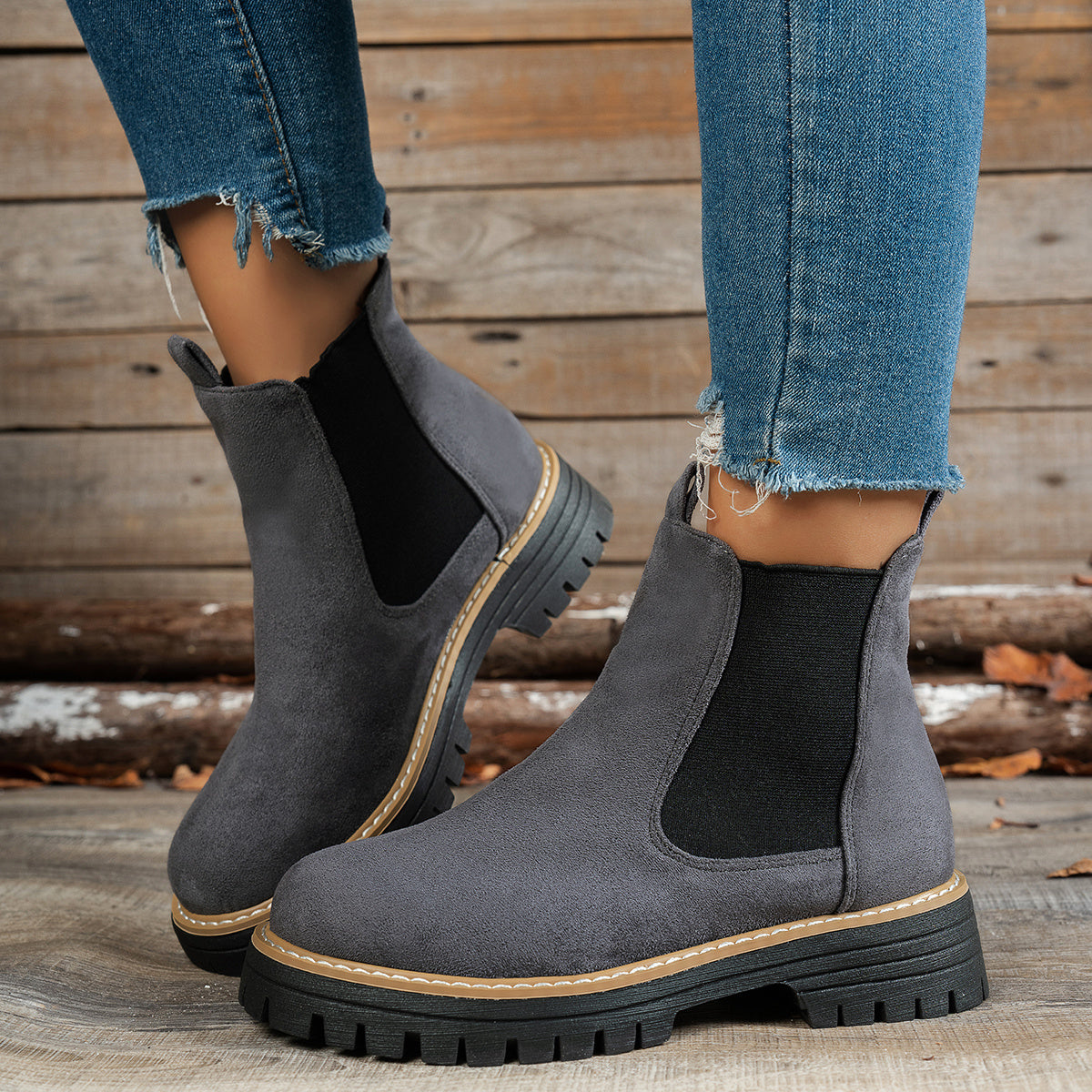 Stylish Suede Chelsea Boots for Women with Round Toe Platform Chunky Sole Style