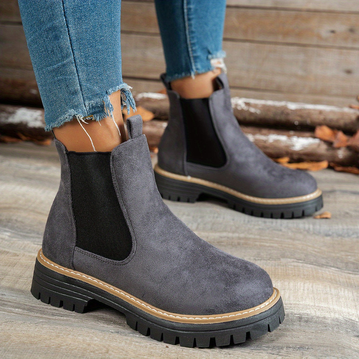 Stylish Suede Chelsea Boots for Women with Round Toe Platform Chunky Sole Style