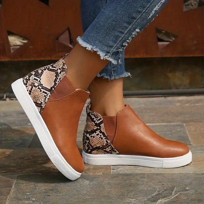 Trendy Brown Chelsea Ankle Boots for Women with Snakeskin Print Platform Sole Round Toe Style