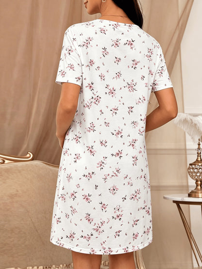 Comfortable Mixed Print Maternity Nursing Dress for Women with Round Neck Short Sleeve Layered Tiered Style