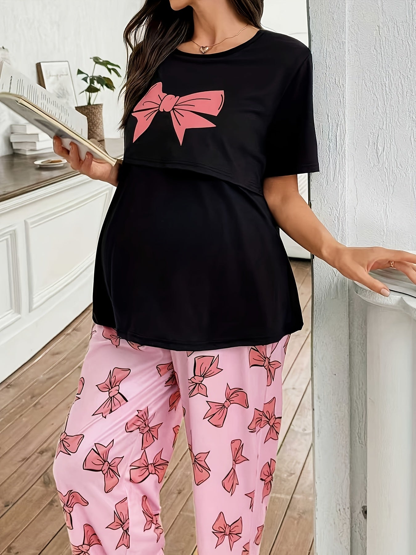 Comfortable Bow Print Maternity Pajama Set for Women with Round Neck Short Sleeve Wide Leg Two Piece Style