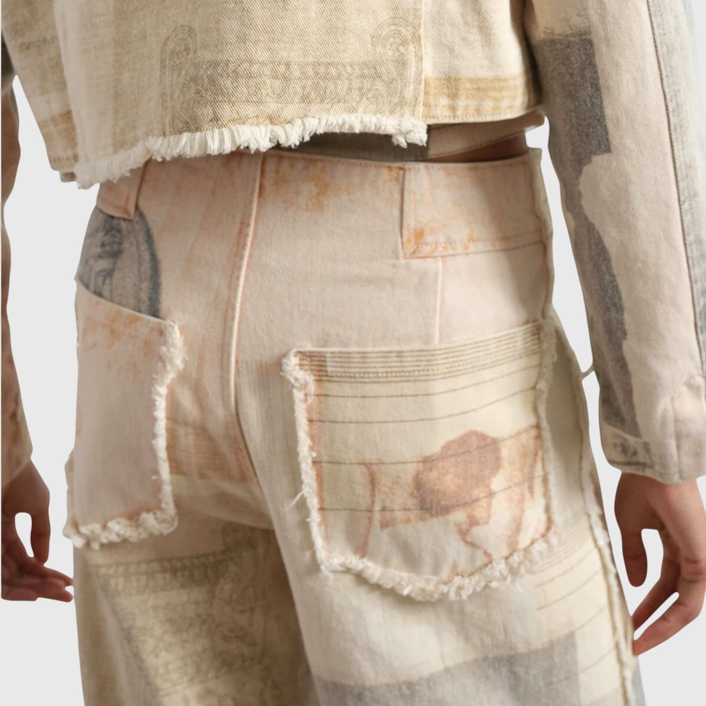 Effortless Ivory Collage Print Wide Leg Jeans for Women with High Waist Raw Hem Frayed Pocket Relaxed Style