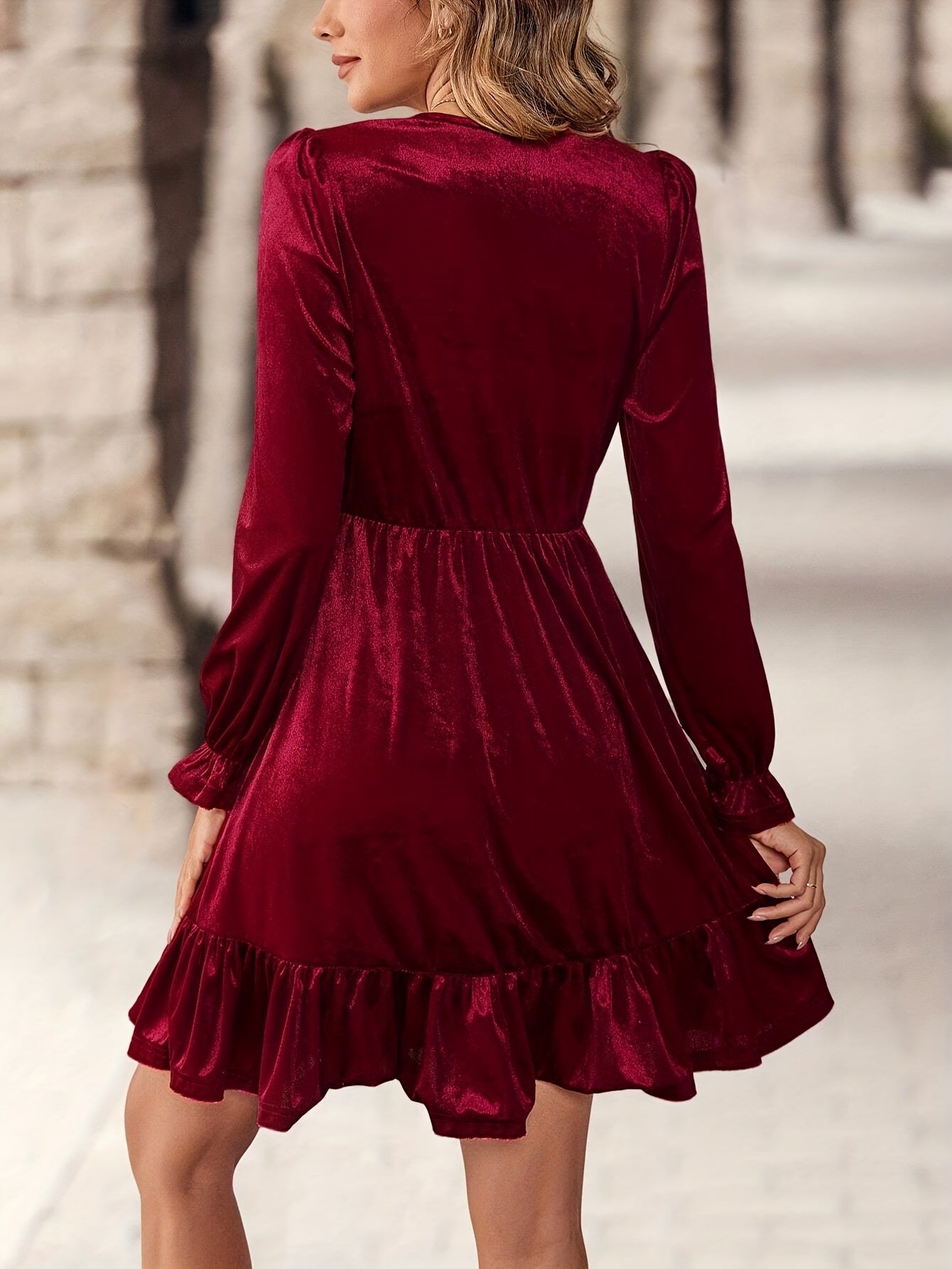Elegant Burgundy Velvet Christmas Attire Dress for Women with Round Neck Long Sleeve Ruffle Hem Flowing Style