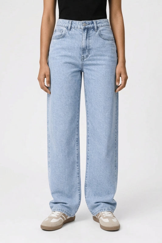 Effortless Light Blue Wide Leg Jeans for Women with High Waist Relaxed Baggy Casual Style