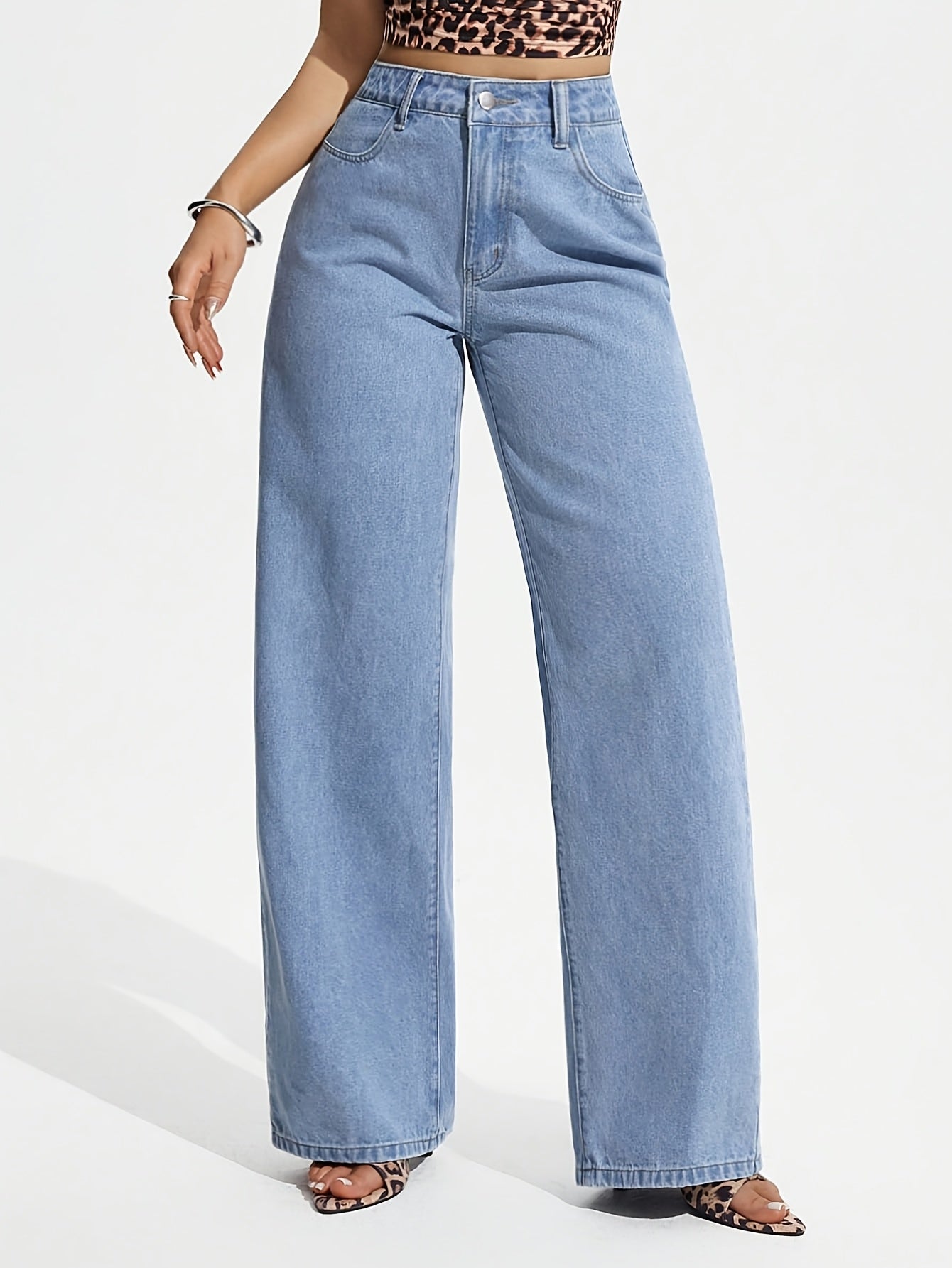Relaxed Wide Leg Jeans for Women with High Waist Flowing Loose Fit Denim Style