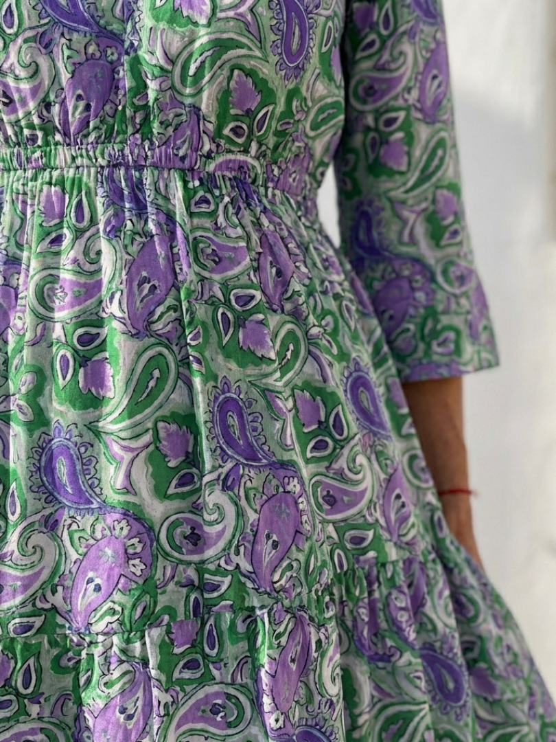Effortless Paisley Print Long Sleeve Dress for Women with V Neck Tiered Ruffle Bohemian Style