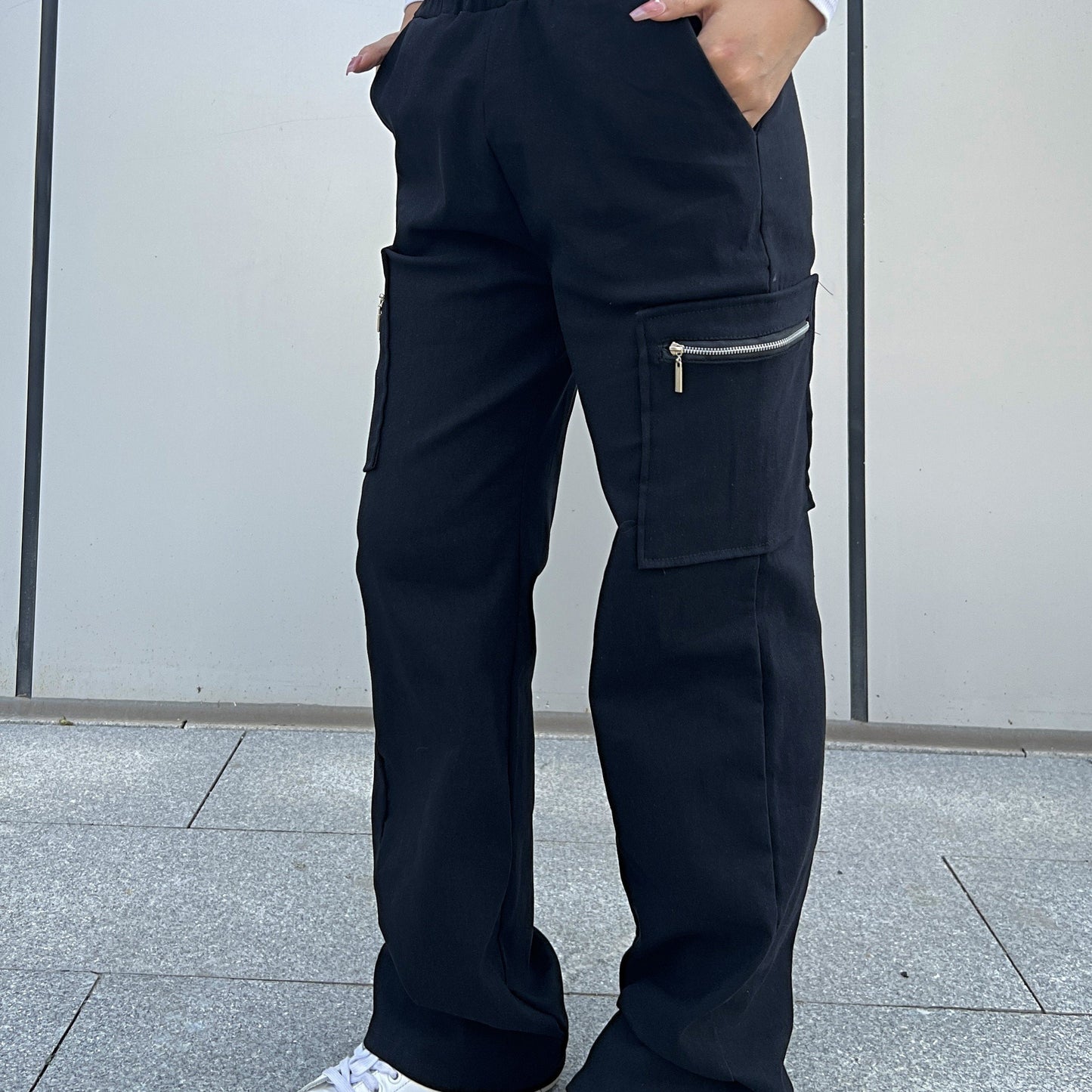 Effortless Black Cargo Pants for Women with High Waist Zip Pocket Wide Leg Relaxed Style