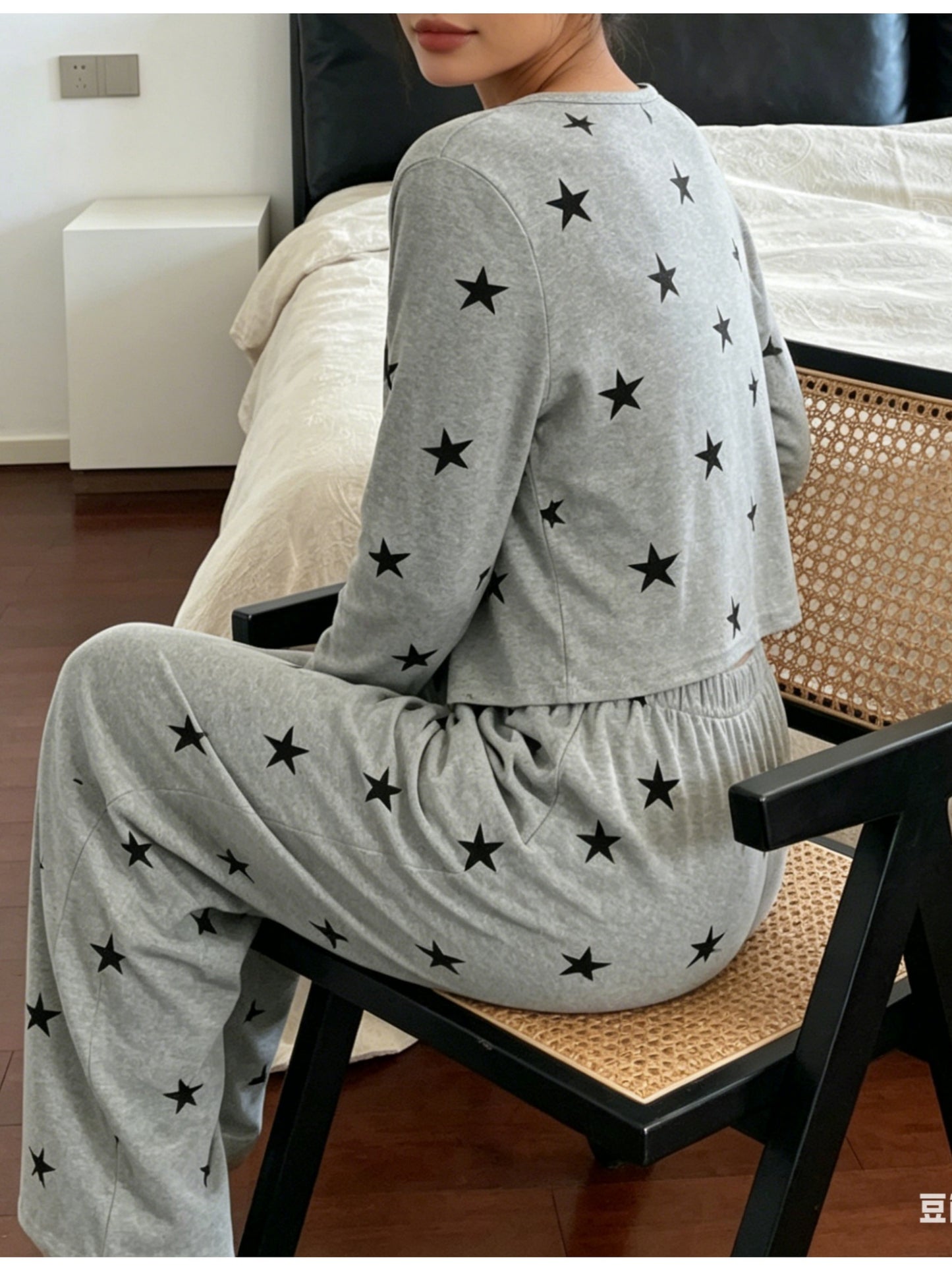 Comfortable Mixed Color Star Print Three Piece Pajama Set for Women with Round Neck Long Sleeve Cardigan Wide Leg Pant Relaxed Style