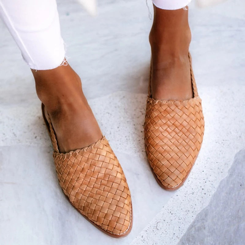 Elegant Woven Mules for Women with Pointed Toe Slip On Flat Style