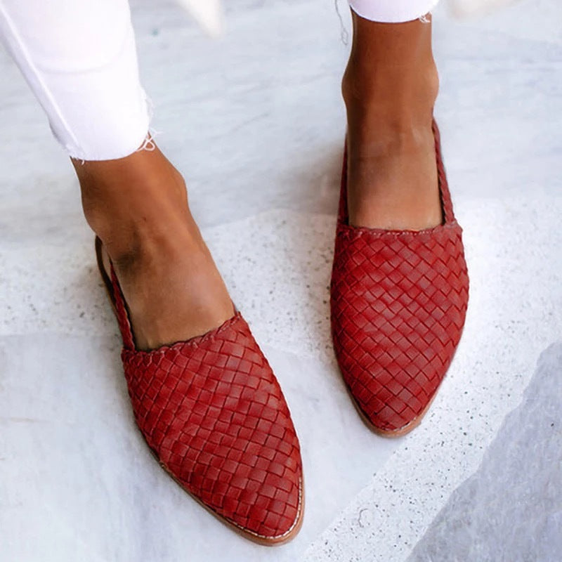 Elegant Woven Mules for Women with Pointed Toe Slip On Flat Style