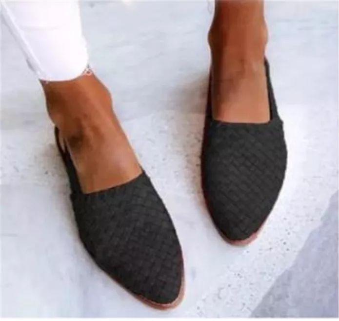 Elegant Woven Mules for Women with Pointed Toe Slip On Flat Style