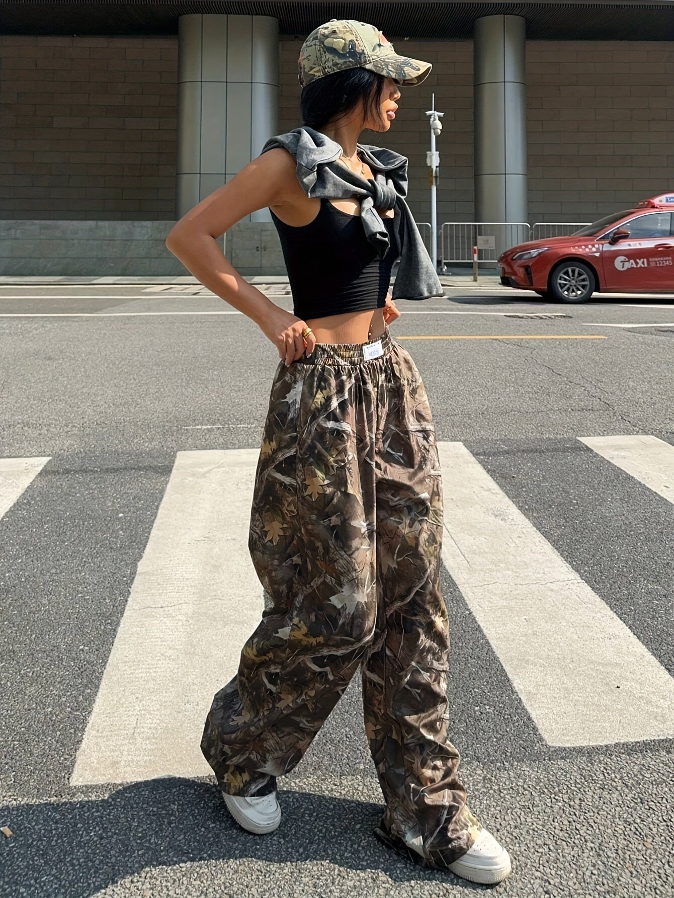 Effortless Camo Pants for Women with High Waist Wide Leg Relaxed Streetwear Style
