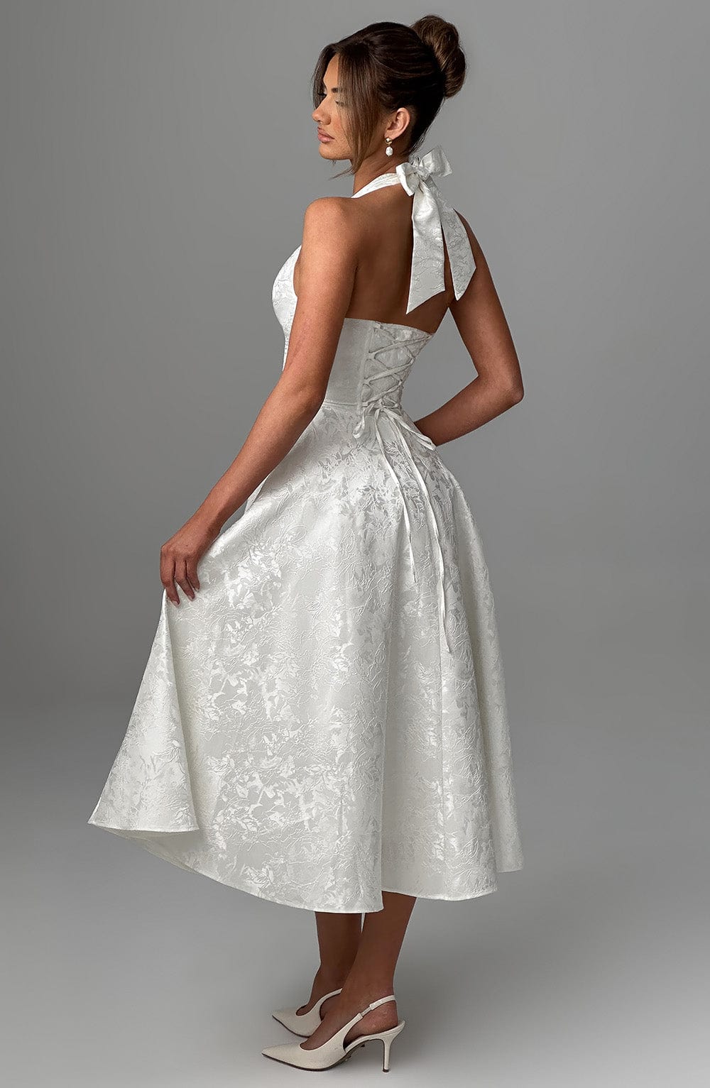 Elegant Halter Fall Wedding Guest Dress for Women with Plunging Neck Fit and Flare Lace Up Midi Style