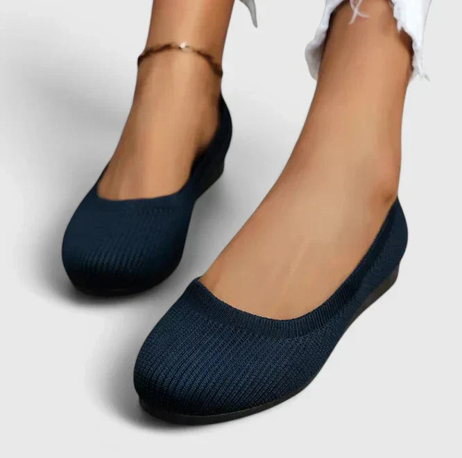 Comfortable Flats for Women with Woven Upper Round Toe Slip On Style