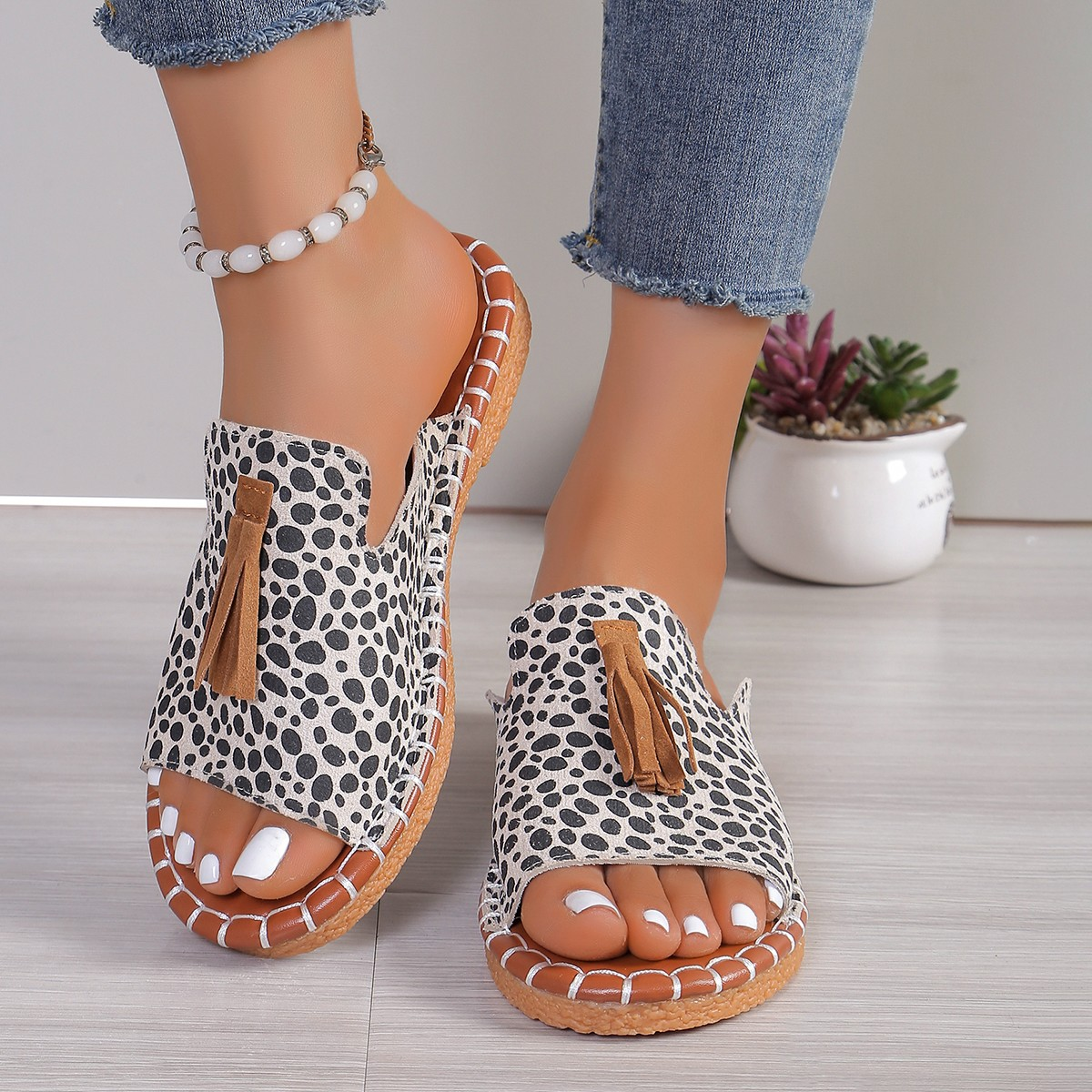 Comfortable Sandals for Women with Tassel Strap Slip On Casual Style