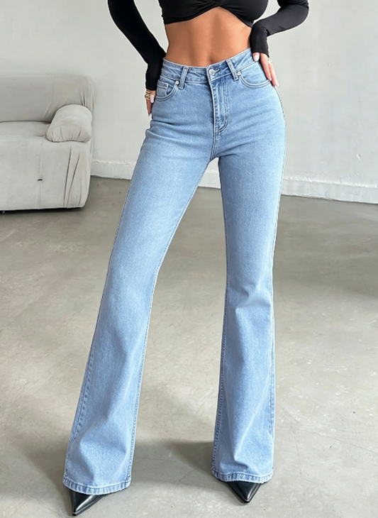 Effortless Light Blue Flare Jeans for Women with High Waist Button Front Relaxed Casual Style