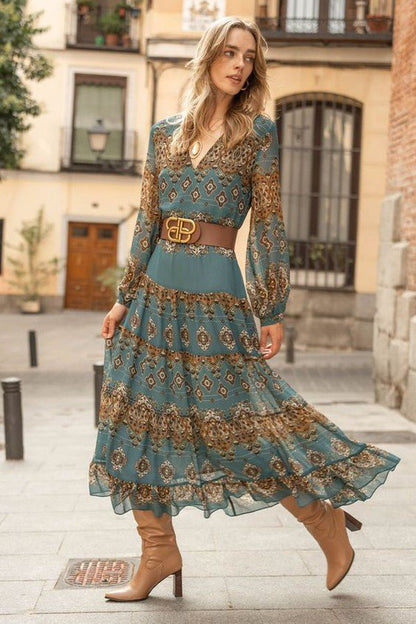 Effortless Boho Tiered Midi Dress for Women with Medallion Print and Puff Sleeves