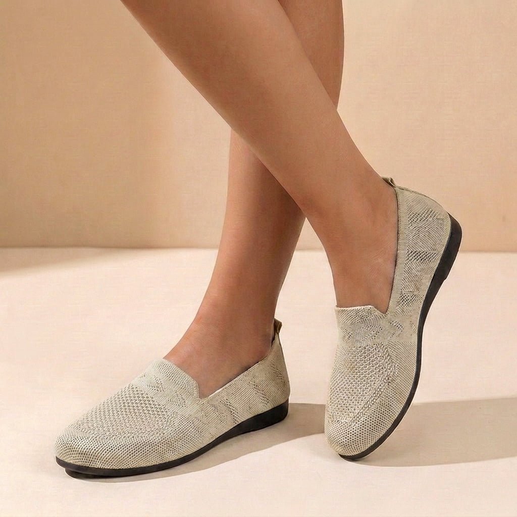 Comfortable Flats for Women with Round Toe Knit Slip On Orthopedic Loafer Style