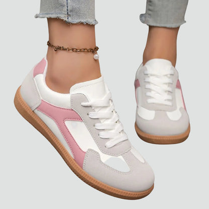 Comfortable Sneakers for Women with Lace Up Low Top Retro Colorblock Gum Sole Style