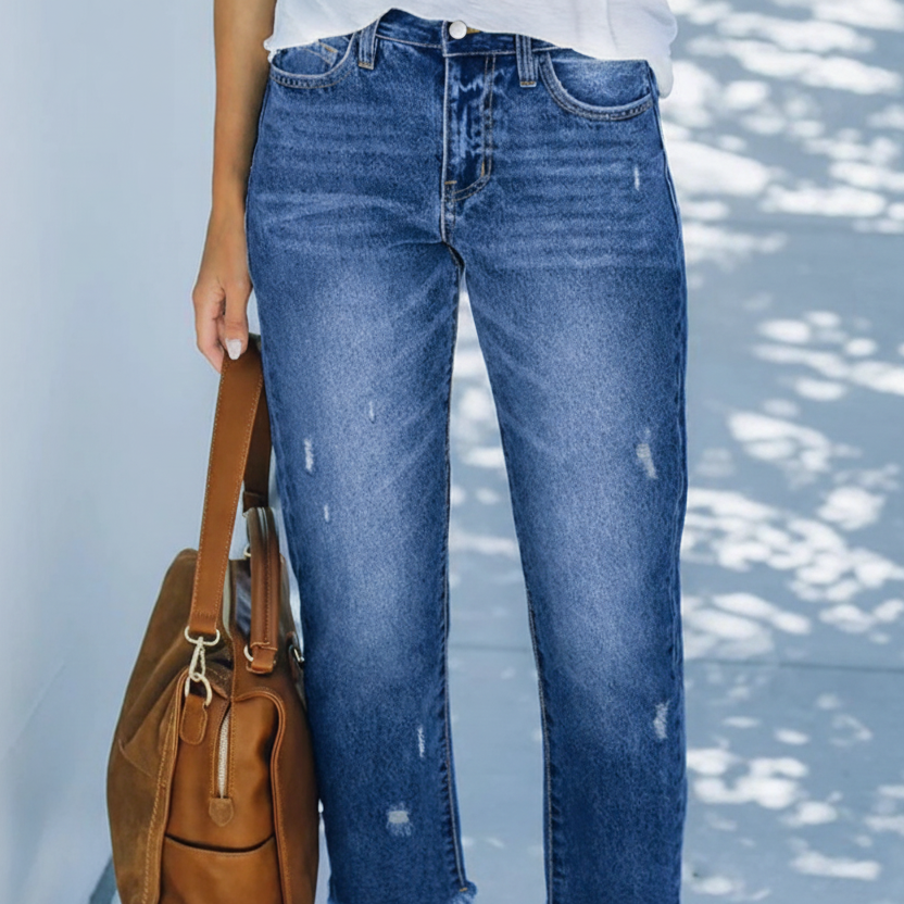 Effortless Blue Distressed Wide Leg Jeans for Women with High Waisted Frayed Hem Cropped Style