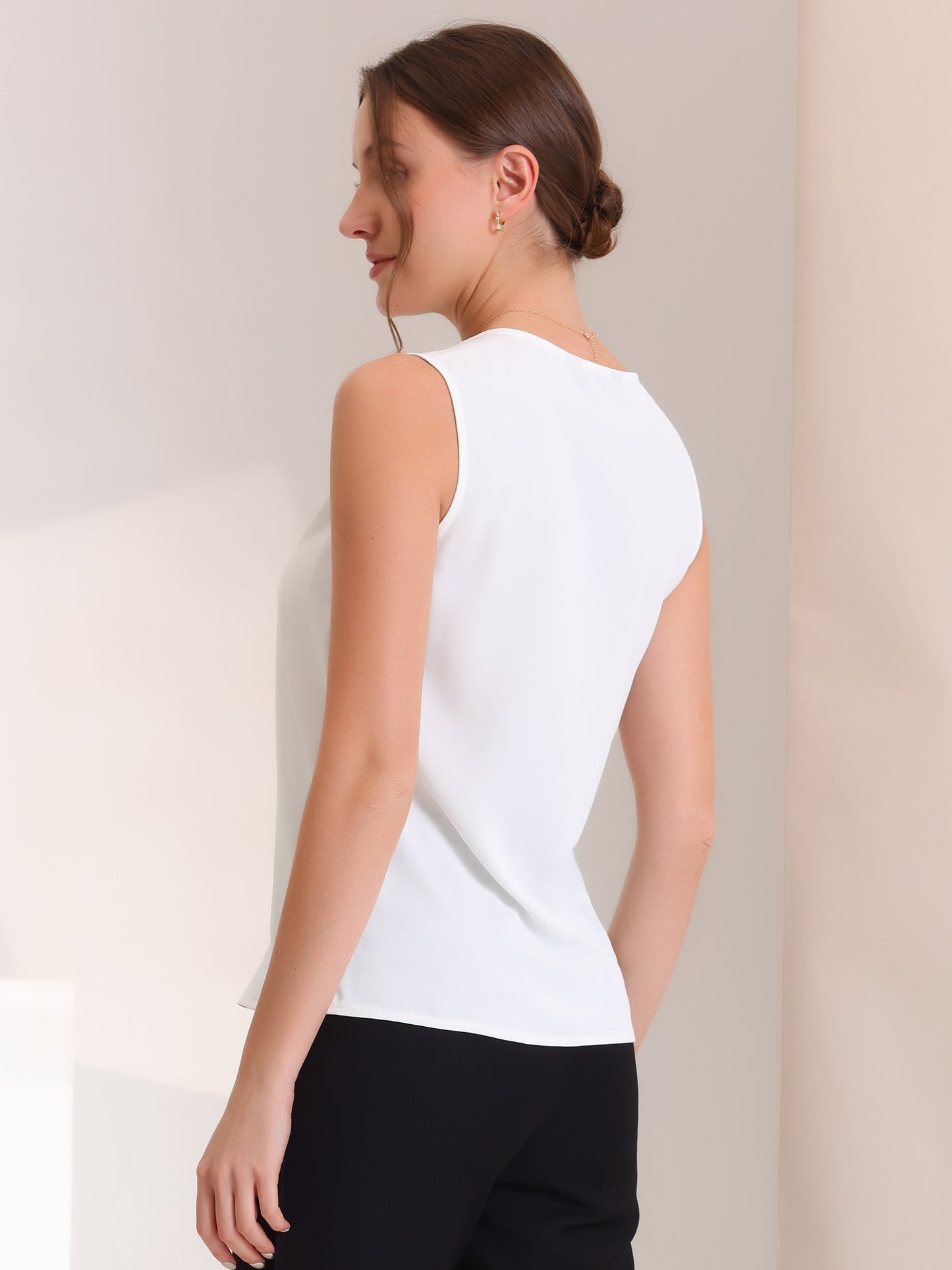 Effortless Blouses for Women with V Neck Sleeveless Relaxed Flowing Tank Top Style