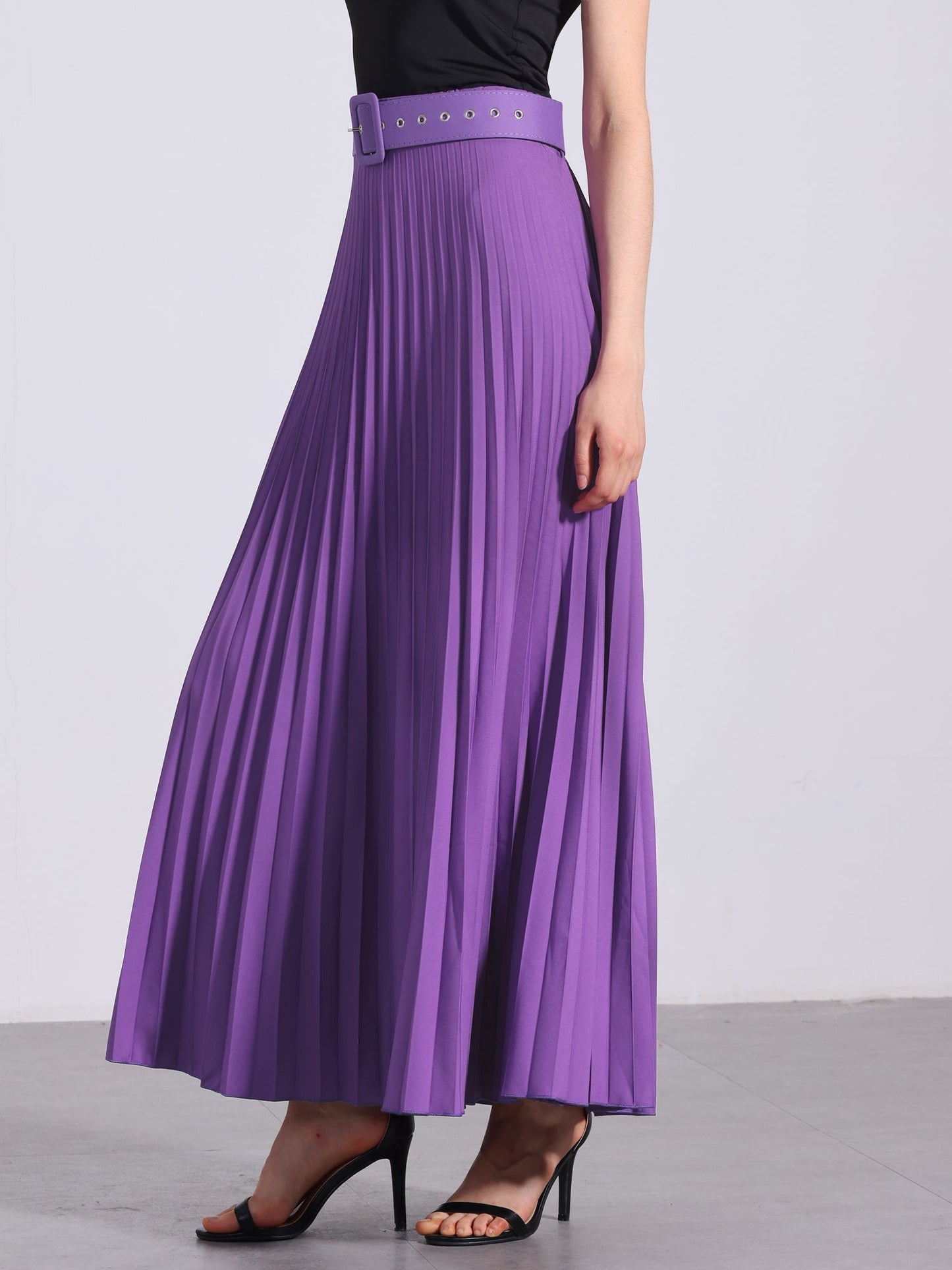 Elegant Pleated Maxi Skirt for Women with High Waist Flowing Style