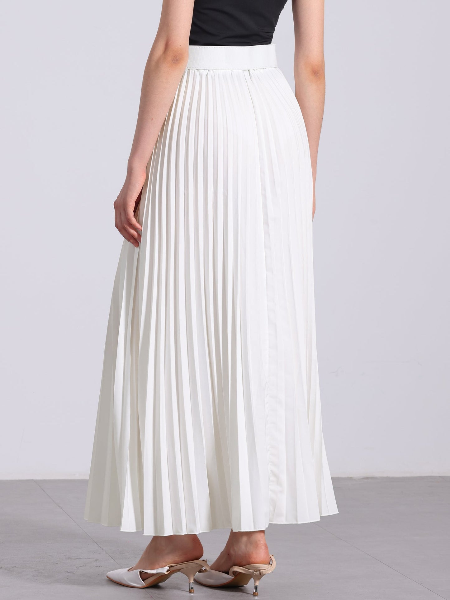 Elegant Pleated Maxi Skirt for Women with High Waist Flowing Style