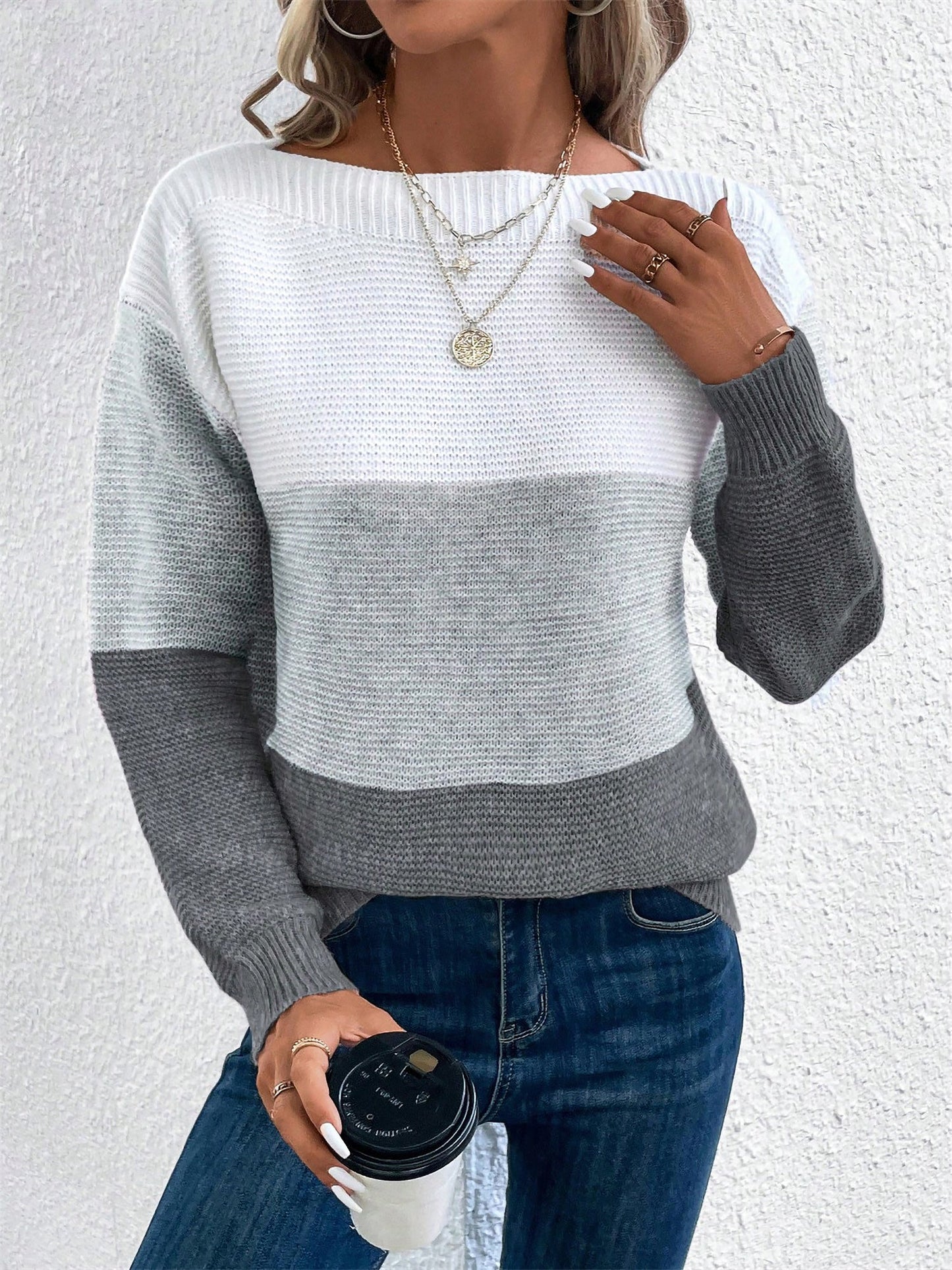 Effortless Sweatshirt for Women with Color Block Crewneck Long Sleeve Knit Style