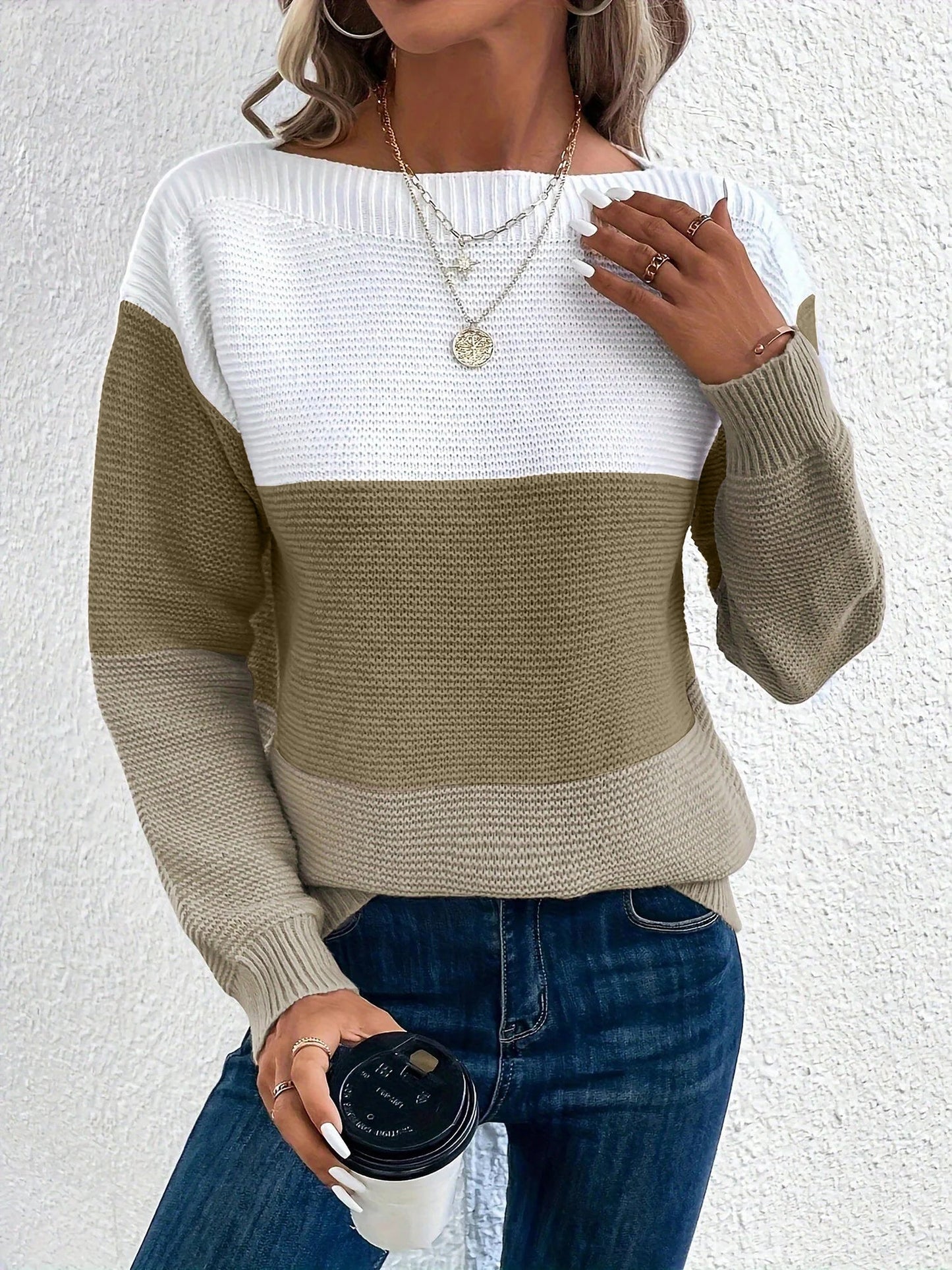 Effortless Sweatshirt for Women with Color Block Crewneck Long Sleeve Knit Style