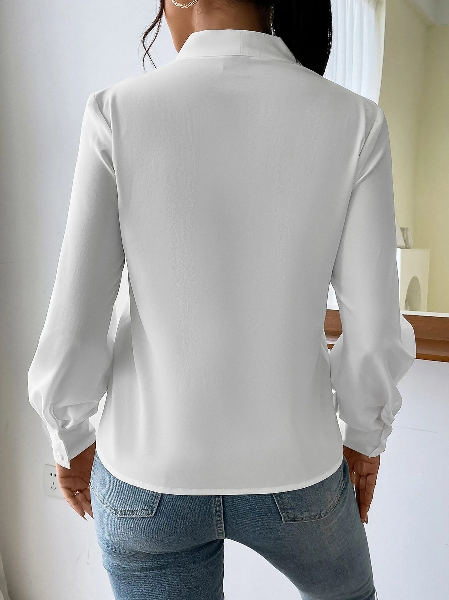 Elegant Blouses for Women with V Neck Pleated Long Sleeve Work Style