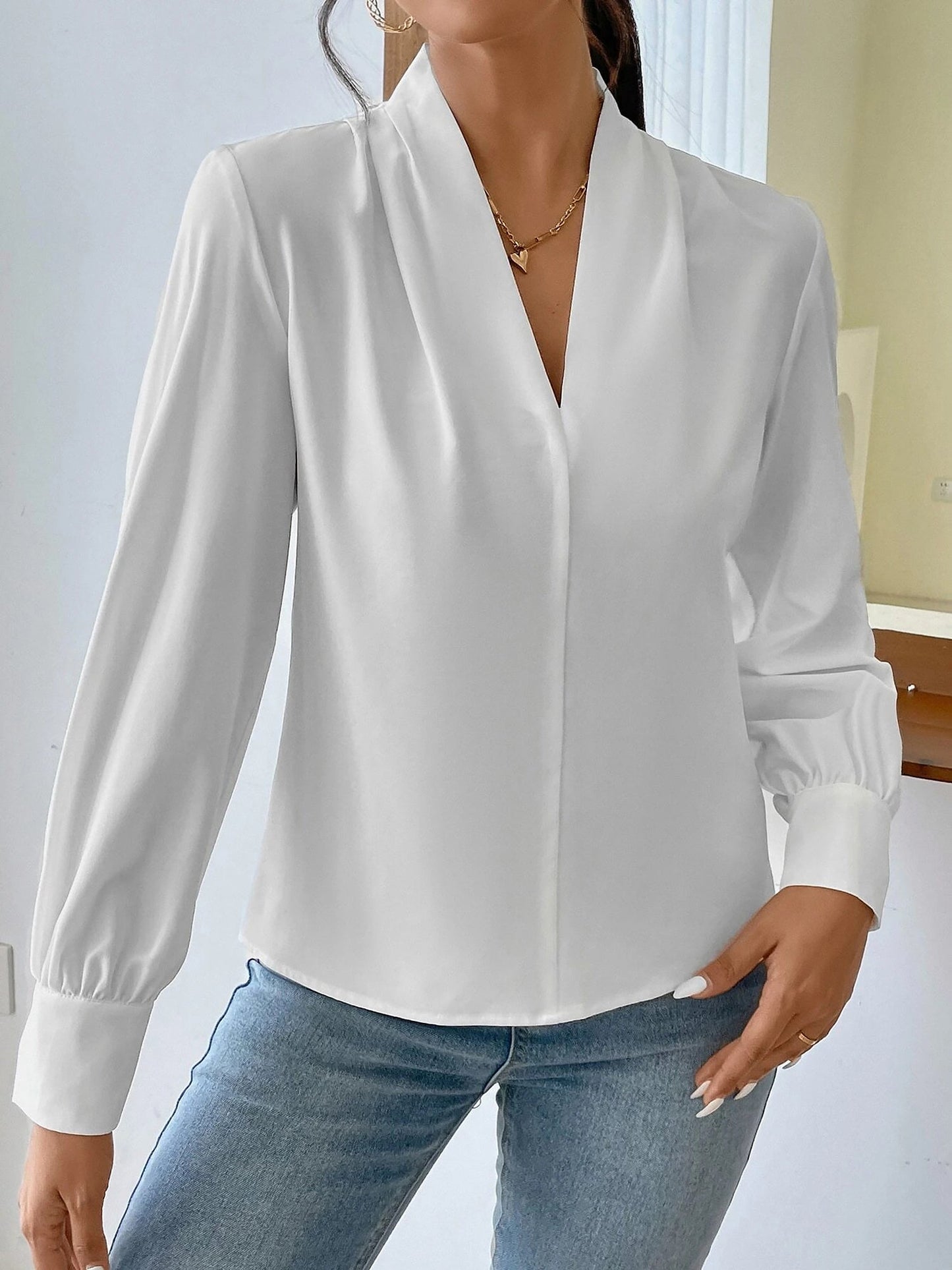 Elegant Blouses for Women with V Neck Pleated Long Sleeve Work Style