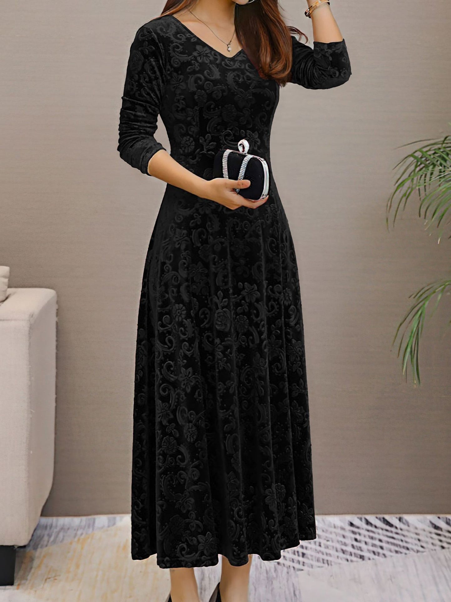 Elegant Velvet Maxi Dress for Women with V Neck Elbow Sleeve Flowing Fall Wedding Guest Style