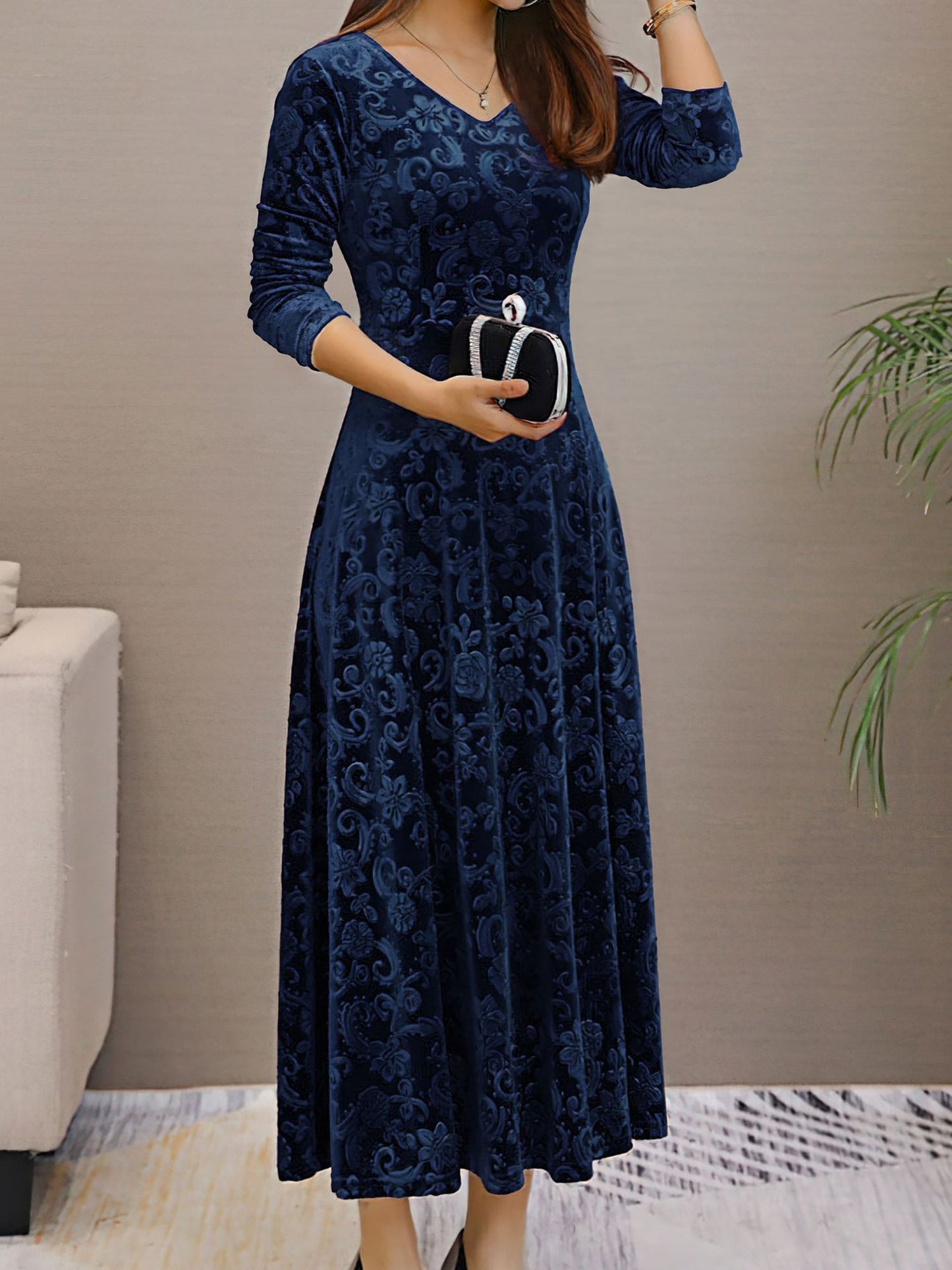 Elegant Velvet Maxi Dress for Women with V Neck Elbow Sleeve Flowing Fall Wedding Guest Style