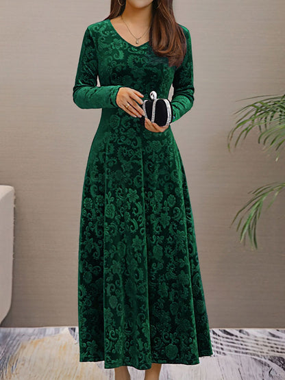 Elegant Velvet Maxi Dress for Women with V Neck Elbow Sleeve Flowing Fall Wedding Guest Style