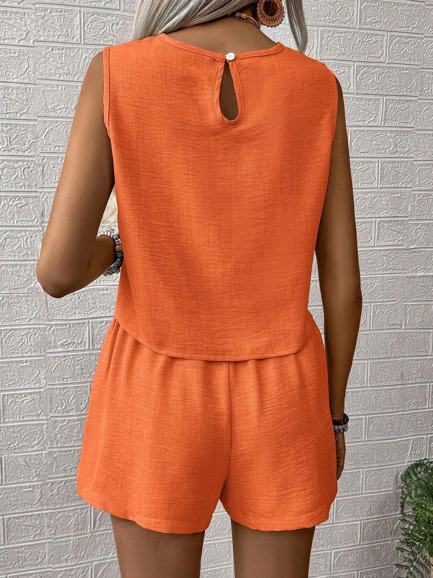 Effortless Linen Two Piece Set for Women with Sleeveless Top Shorts Style
