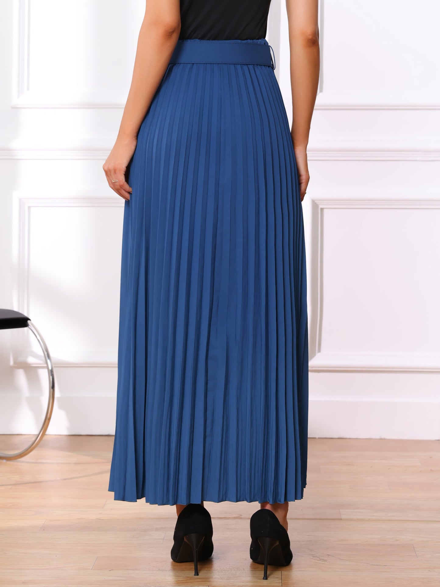 Elegant Pleated Maxi Skirt for Women with High Waist Flowing Style
