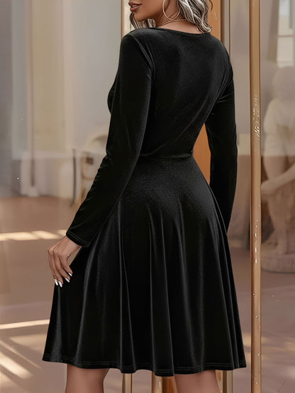 Elegant Velvet Mini Dress for Women with Round Neck Long Sleeve Flared A Line Autumn Wedding Guest Style