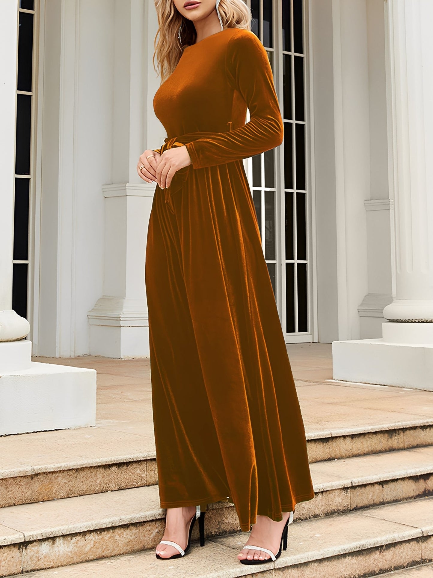 Elegant Velvet Maxi Dress for Women with Round Neck Long Sleeve Belted Flowing Autumn Wedding Guest Style