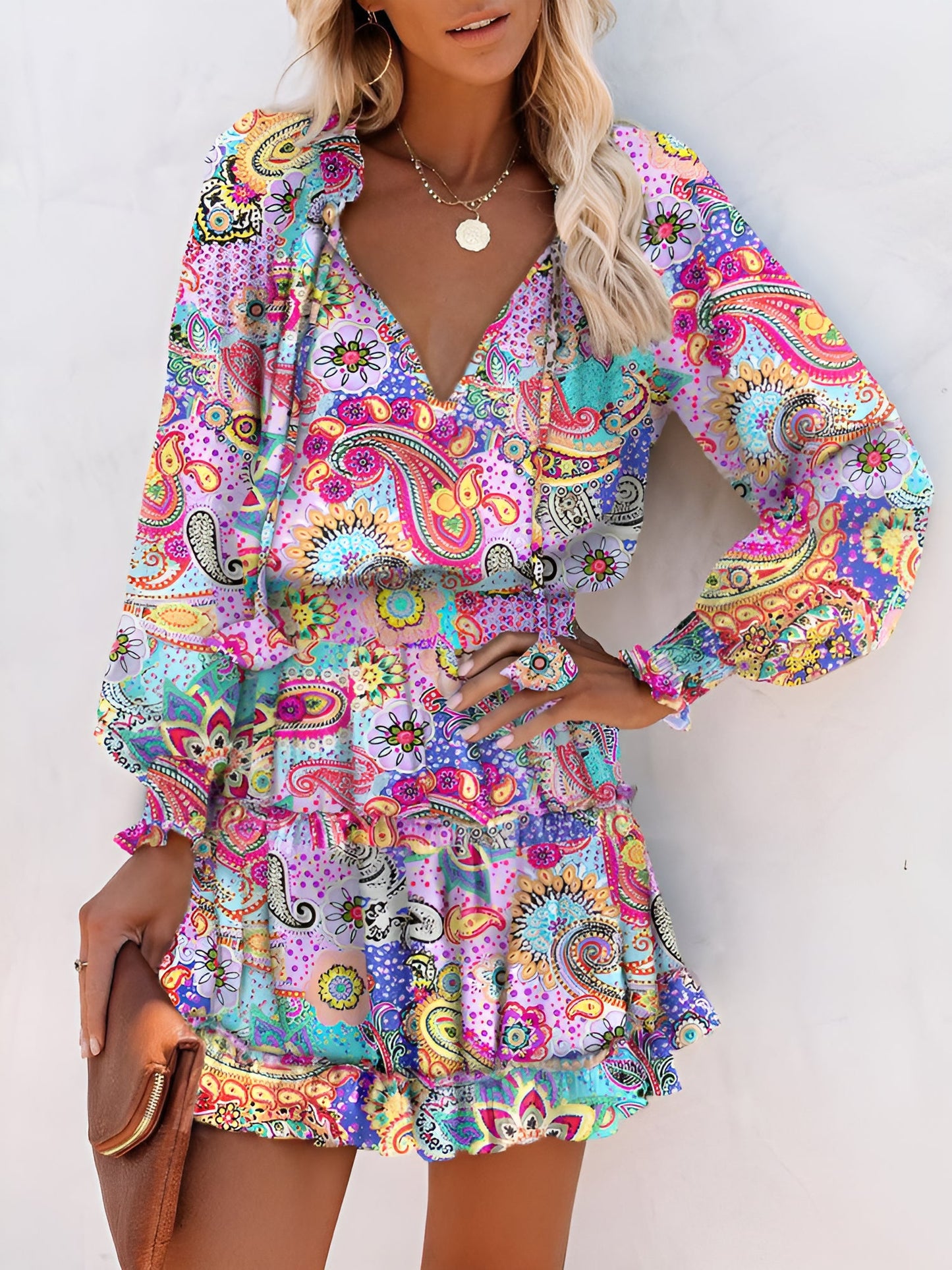 Effortless Floral Mini Dress for Women with V Neck Long Sleeve Tiered Flowy Style