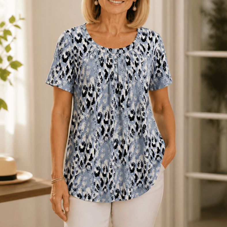 Effortless Leopard Print Blouse for Women with Round Neck Short Sleeve Pleated Fall Casual Style