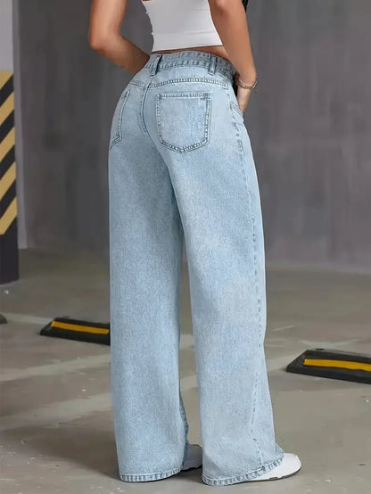 Dana | Relaxed Low Rise Boyfriend Jeans in Blue for Women