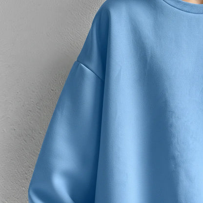 Cozy Oversized Sweatshirt for Women with Crew Neck Long Sleeve Dropped Shoulder Relaxed Style