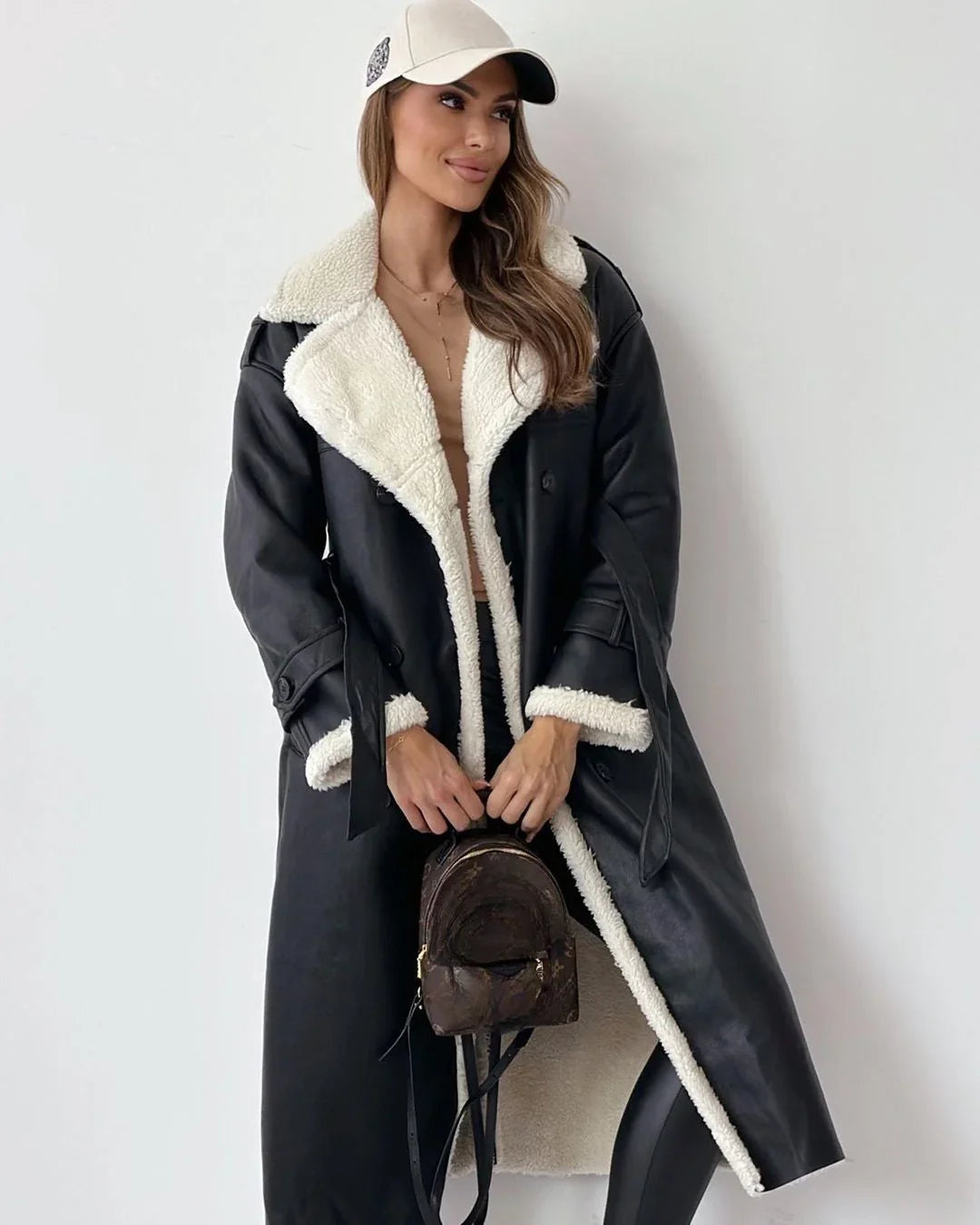 Cozy Trench Coat for Women with Notched Lapel Long Sleeve Double Breasted Faux Fur Lined Warm Style
